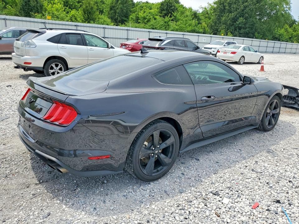 2022 FORD MUSTANG 3