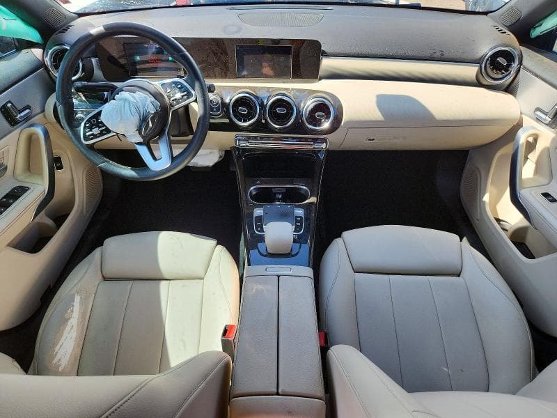 2019 MERCEDES-BENZ A 220 8