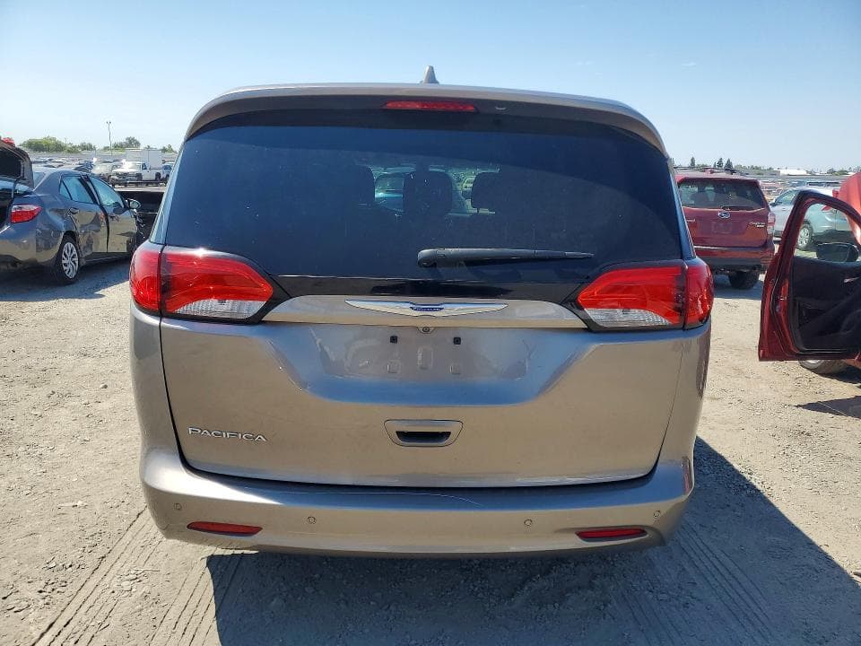 2018 CHRYSLER PACIFICA LX 6