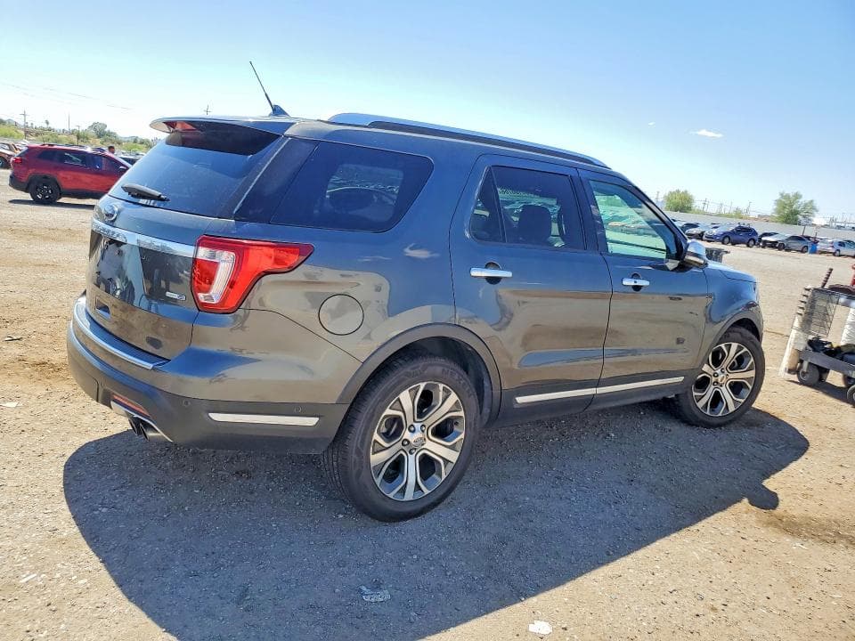 2018 FORD EXPLORER PLATINUM 3