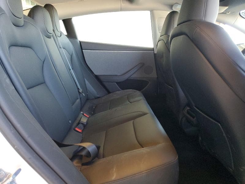 2026 TESLA MODEL 3 10