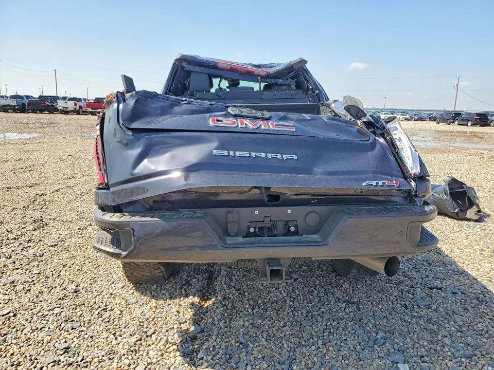 2026 GMC SIERRA K2500 AT4 6