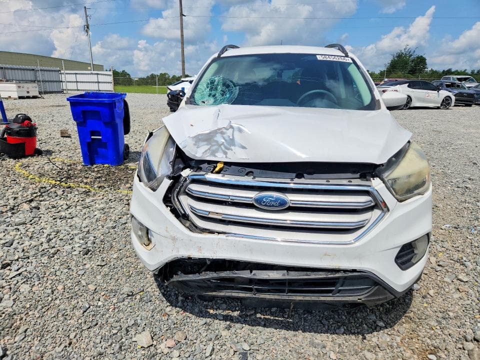 2018 FORD ESCAPE SE 5