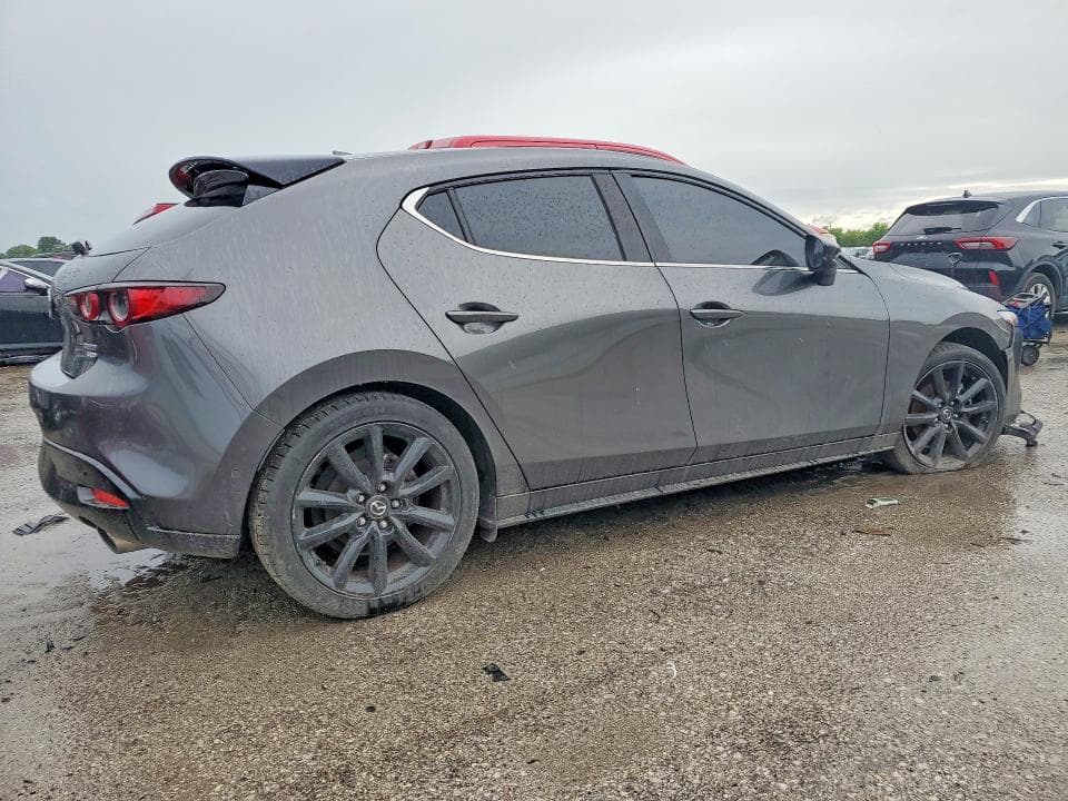 2021 MAZDA 3 PREMIUM PLUS 3