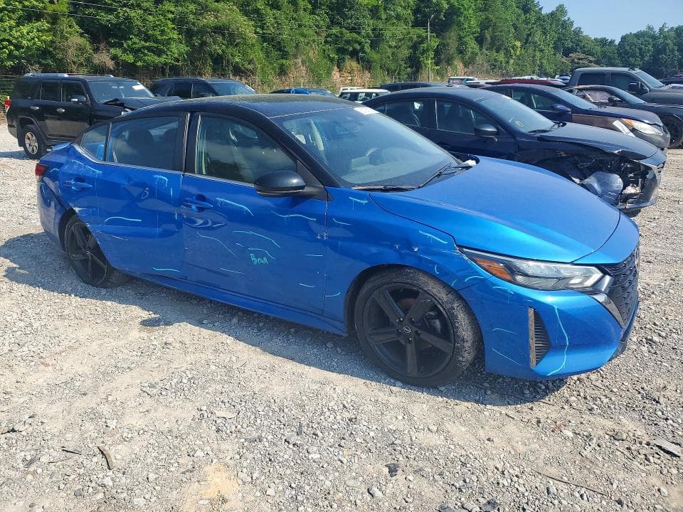 2024 NISSAN SENTRA SR 4
