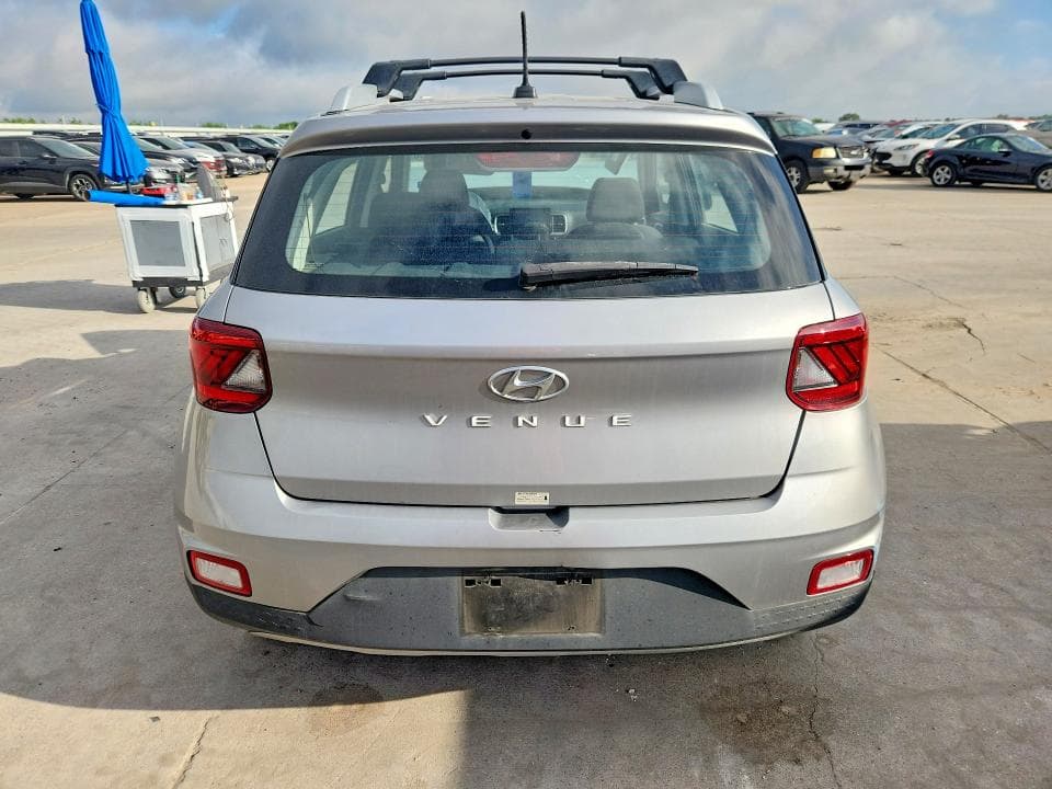 2024 HYUNDAI VENUE SEL 6