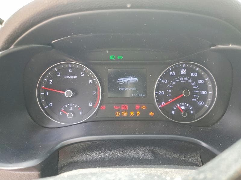 2021 KIA FORTE FE 9
