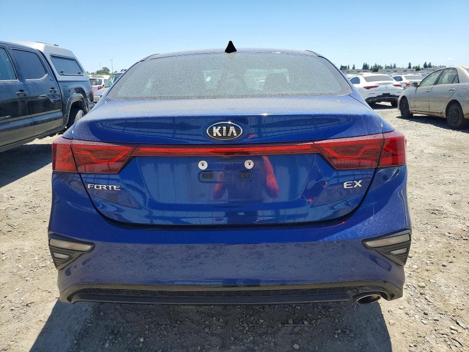 2021 KIA FORTE EX 6