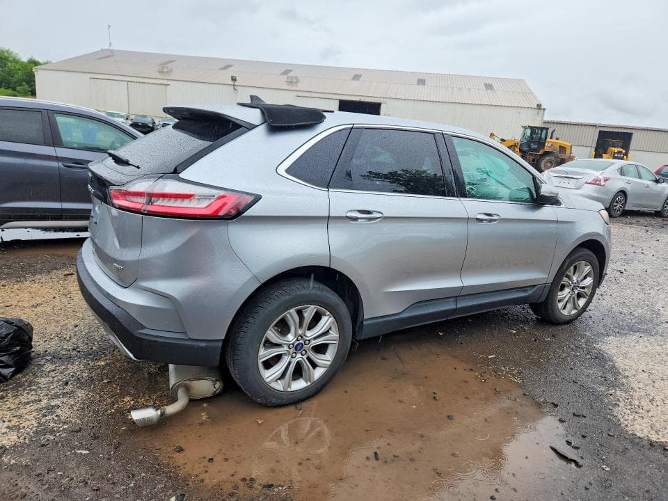 2022 FORD EDGE TITANIUM 3