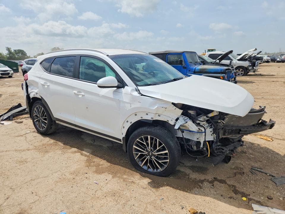 2021 HYUNDAI TUCSON SEL 4