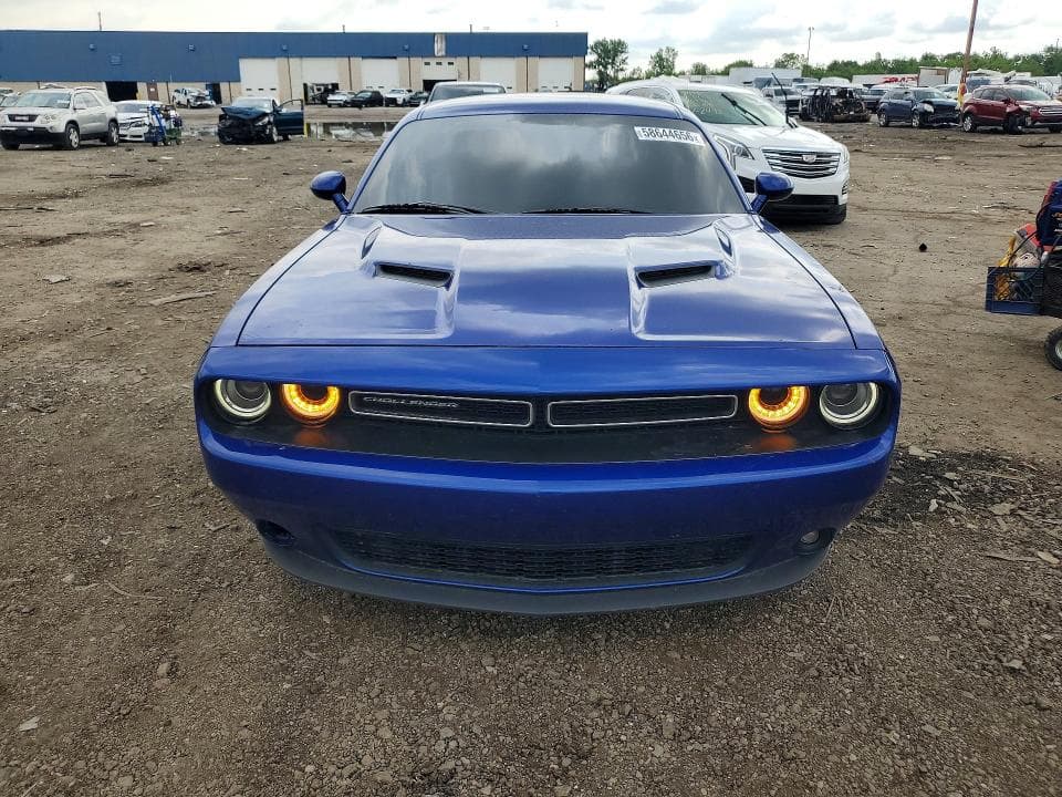 2022 DODGE CHALLENGER SXT 5