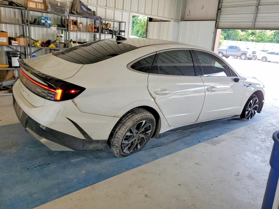 2024 HYUNDAI SONATA SEL 3