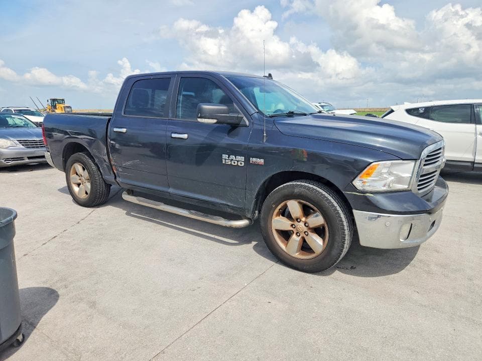 2018 RAM 1500 SLT 4