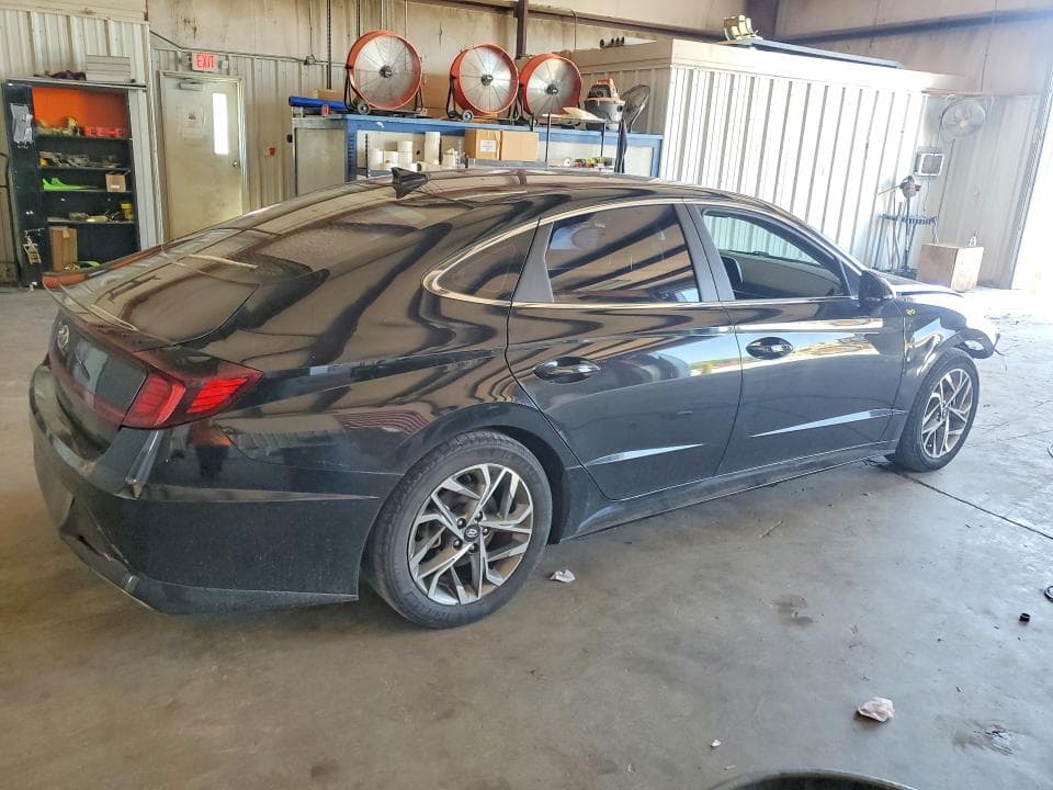 2021 HYUNDAI SONATA SEL 3