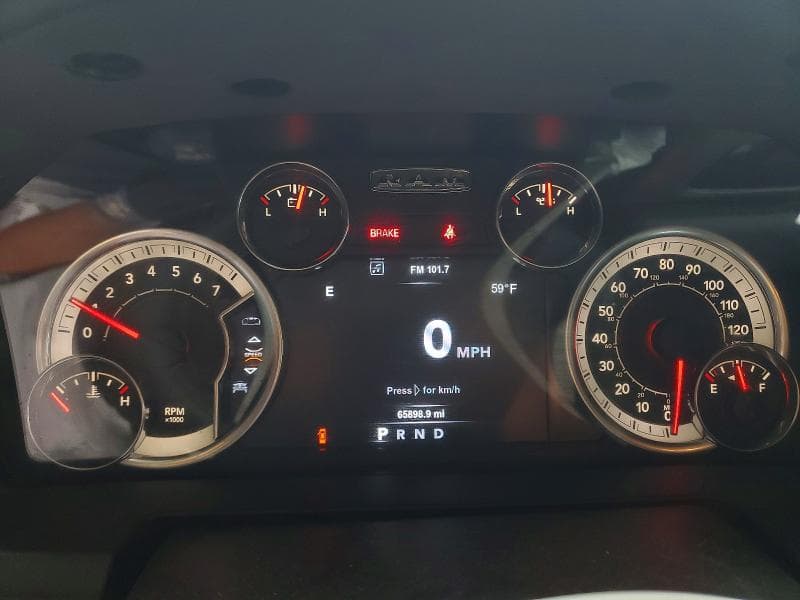 2019 RAM 1500 CLASSIC SLT 9
