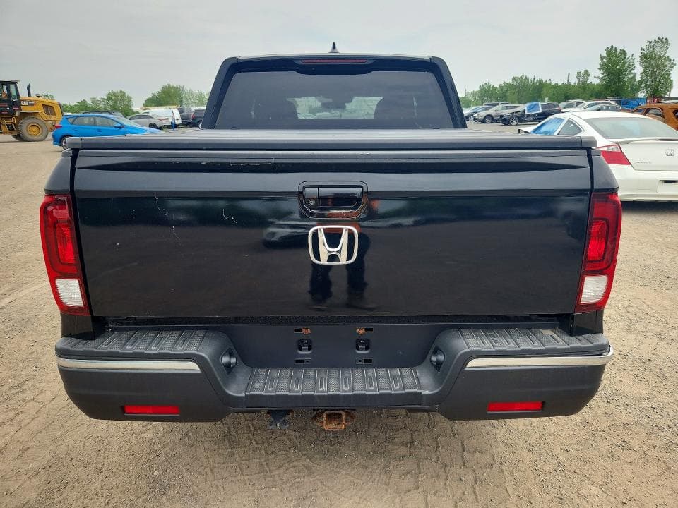 2018 HONDA RIDGELINE LX 6