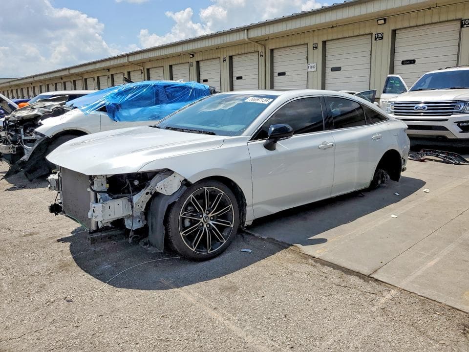 2019 TOYOTA AVALON XSE - 1