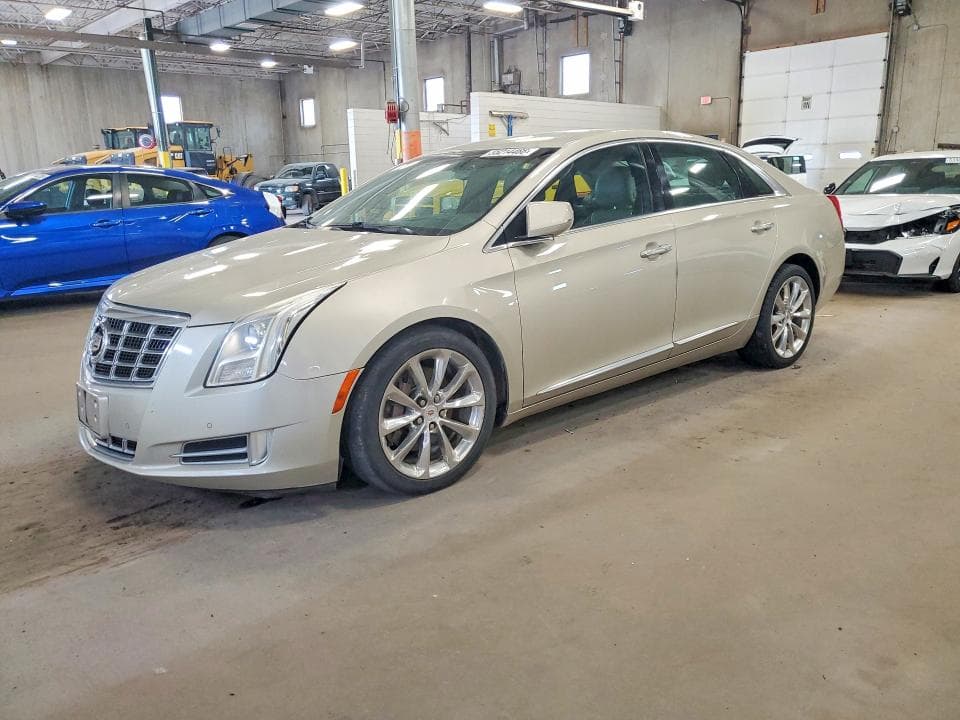 2013 CADILLAC XTS LUXURY COLLECTION - 1