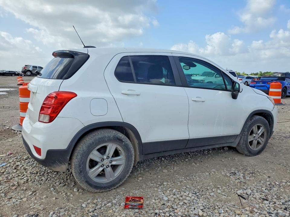 2020 CHEVROLET TRAX LS 3