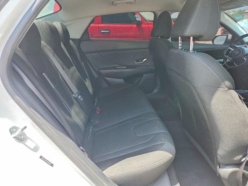 2023 HYUNDAI ELANTRA SEL 10