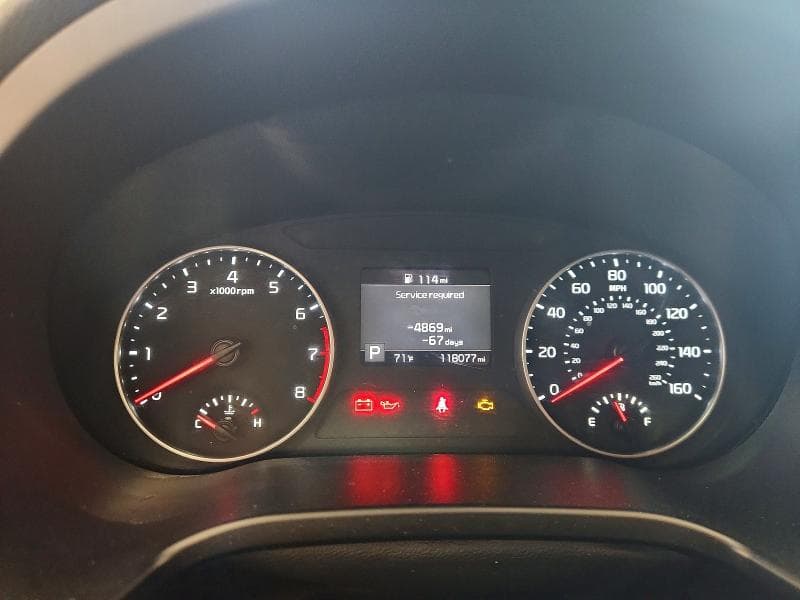 2021 KIA SELTOS LX 9