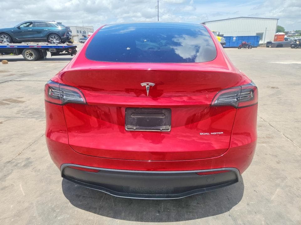 2023 TESLA MODEL Y 6