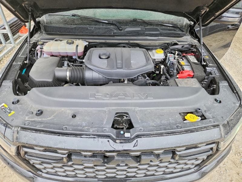 2025 RAM 1500 BIG HORN 11