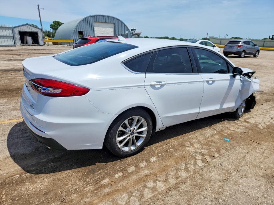 2020 FORD FUSION SE 3