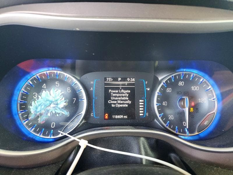2020 CHRYSLER VOYAGER LXI 9