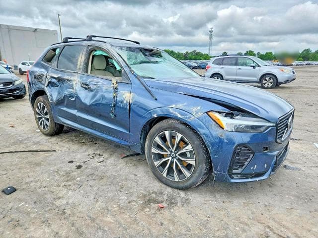 2024 VOLVO XC60 PLUS 4