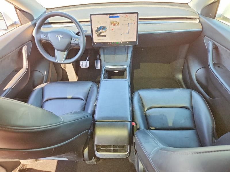 2021 TESLA MODEL Y 8