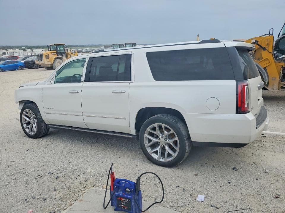 2018 GMC YUKON XL DENALI 2