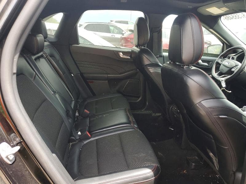 2024 FORD ESCAPE ST LINE 11