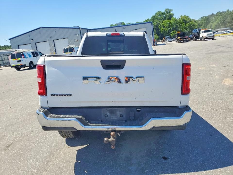 2025 RAM 1500 BIG HORN 6