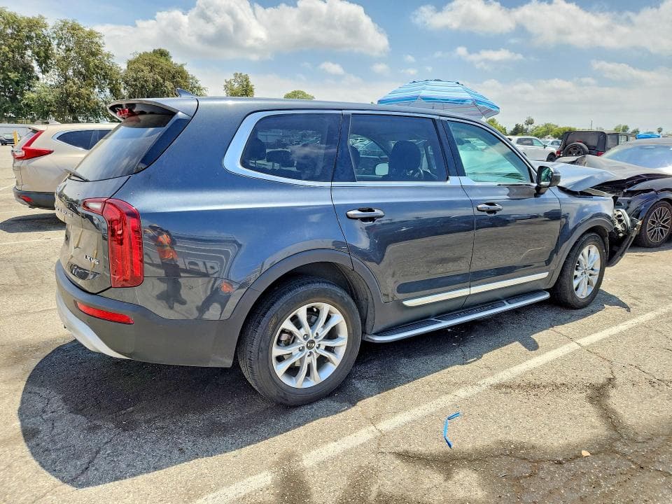 2021 KIA TELLURIDE LX 3