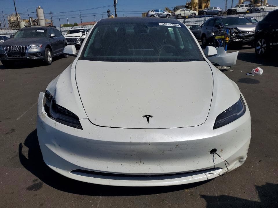 2026 TESLA MODEL 3 5