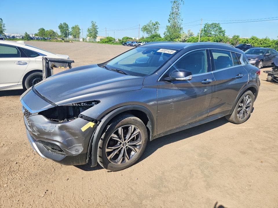 2018 INFINITI QX30 LUXURY