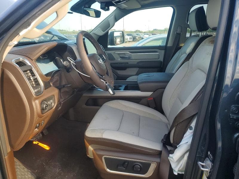 2026 RAM 1500 LARAMIE 7