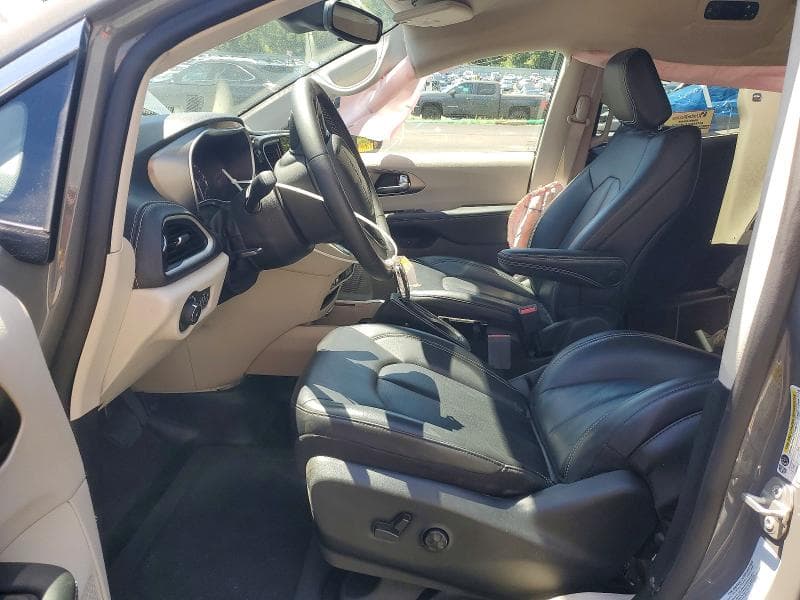 2023 CHRYSLER PACIFICA TOURING L 7