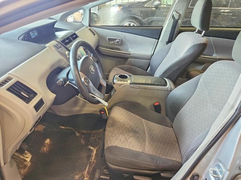 2017 TOYOTA PRIUS V THREE 7