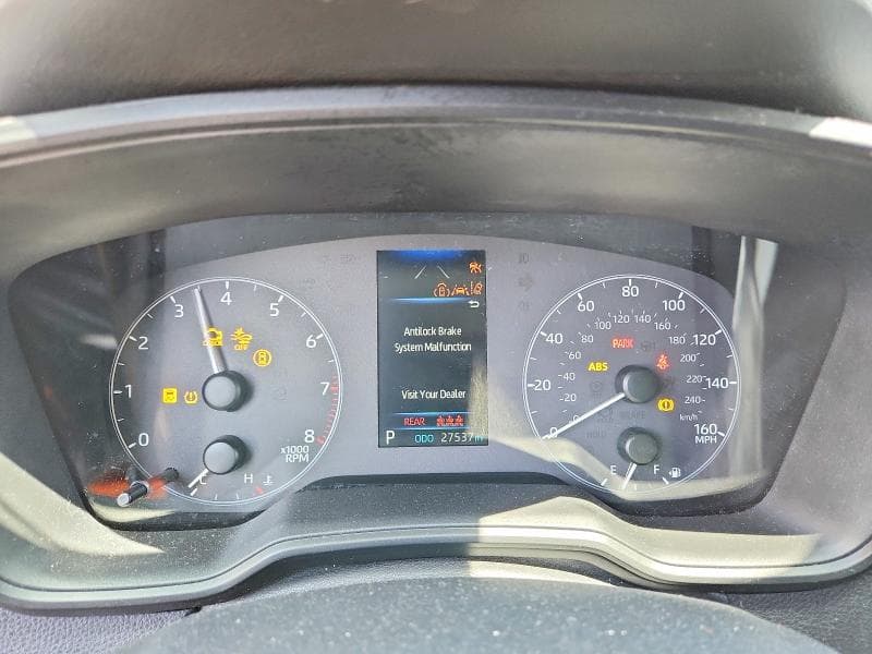 2025 TOYOTA COROLLA LE 9
