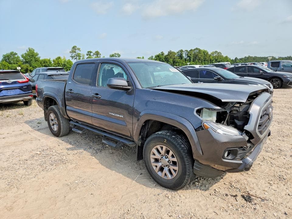 2017 TOYOTA TACOMA SR5 V6 4