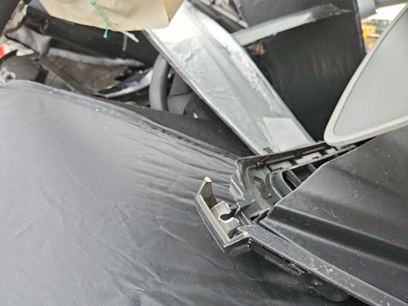 2026 TESLA MODEL 3 8