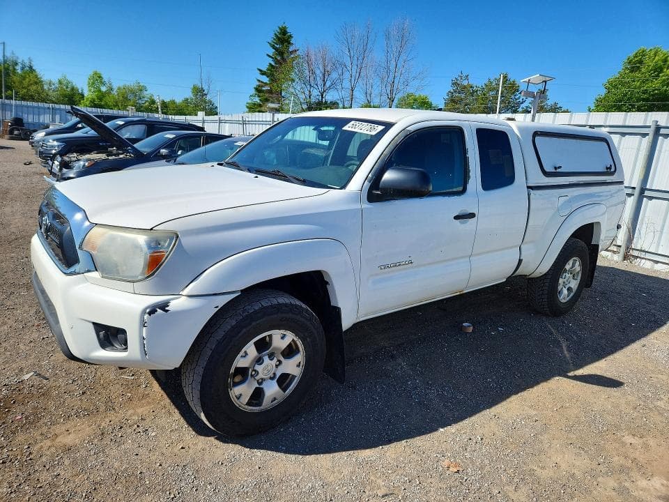 2015 TOYOTA TACOMA