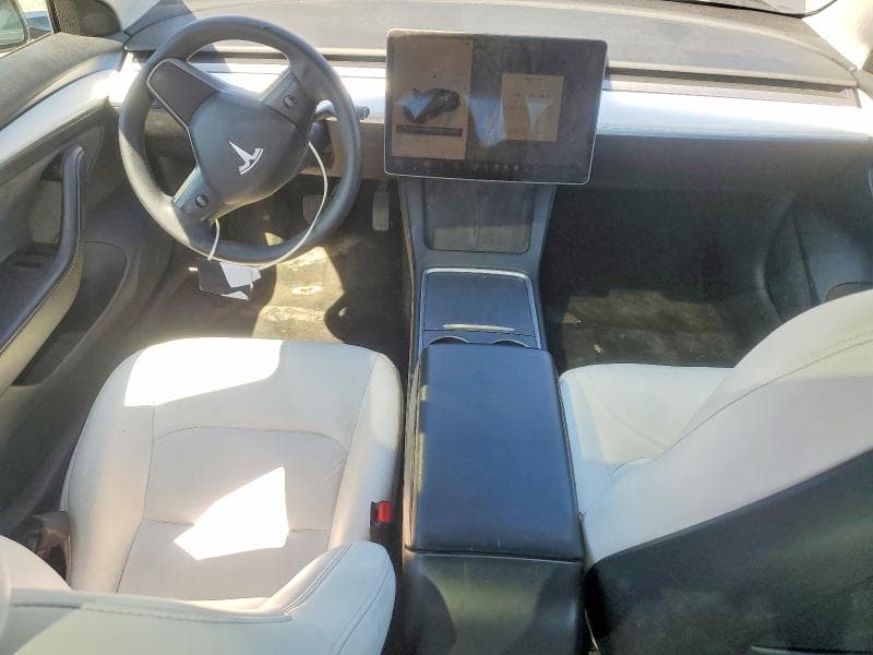 2023 TESLA MODEL 3 8