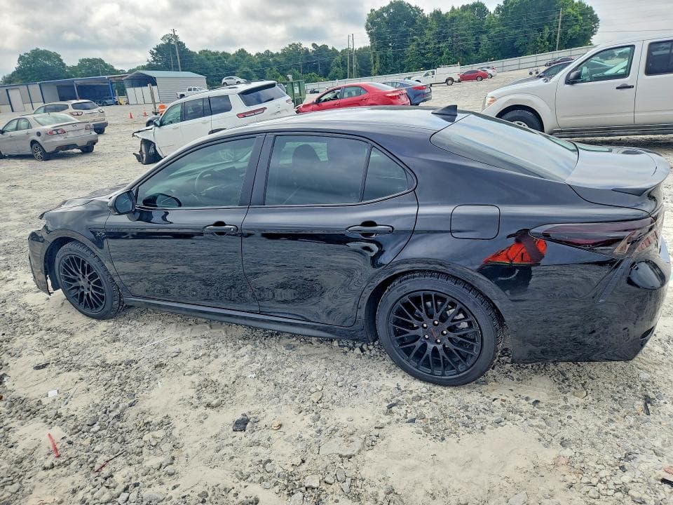 2024 TOYOTA CAMRY SE 2
