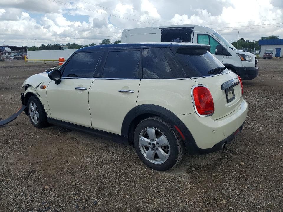 2017 MINI COOPER 2