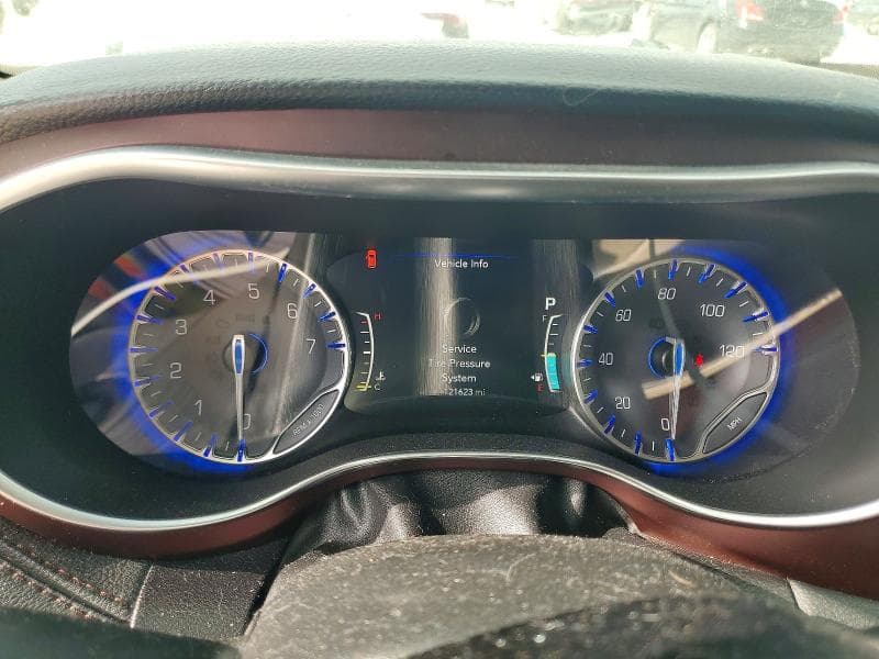 2020 CHRYSLER PACIFICA LIMITED 9
