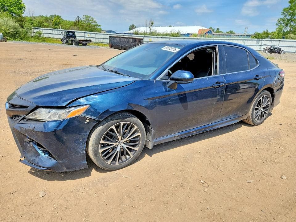 2019 TOYOTA CAMRY SE - 1