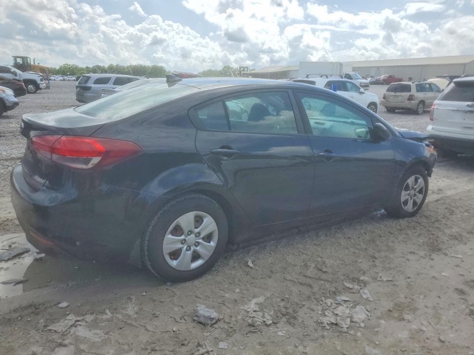 2017 KIA FORTE LX 3